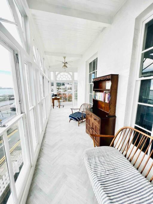 Flat 4 Marine Parade House, 1 East Cliff- Next To Dover Port, White Cliffs, Beach, Castle Kültér fotó