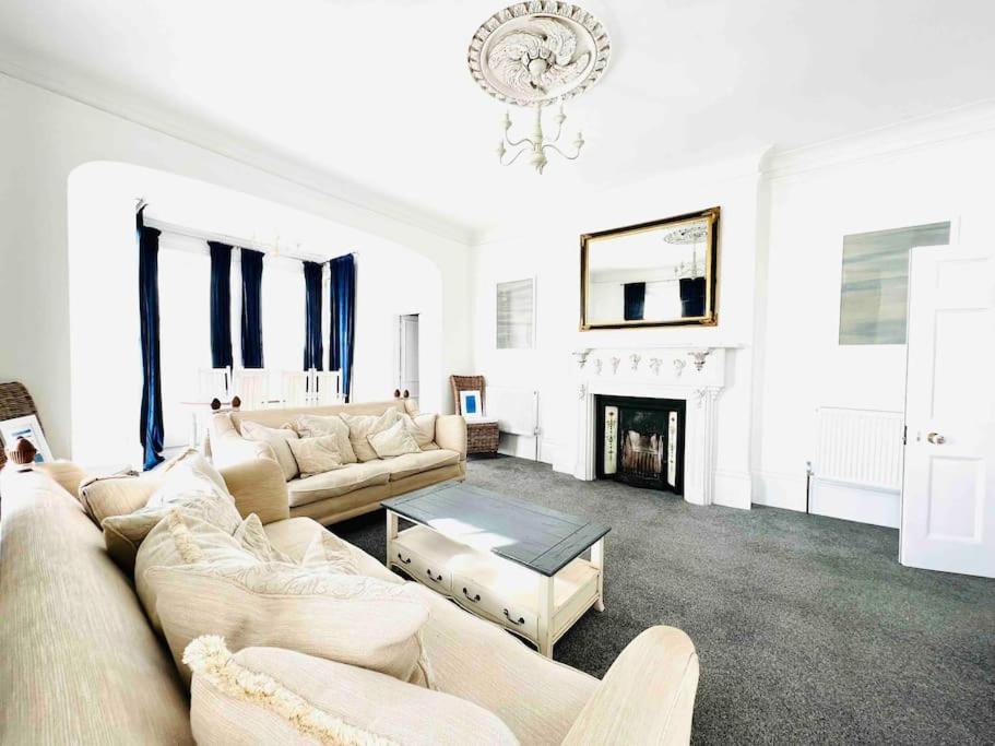 Flat 4 Marine Parade House, 1 East Cliff- Next To Dover Port, White Cliffs, Beach, Castle Kültér fotó