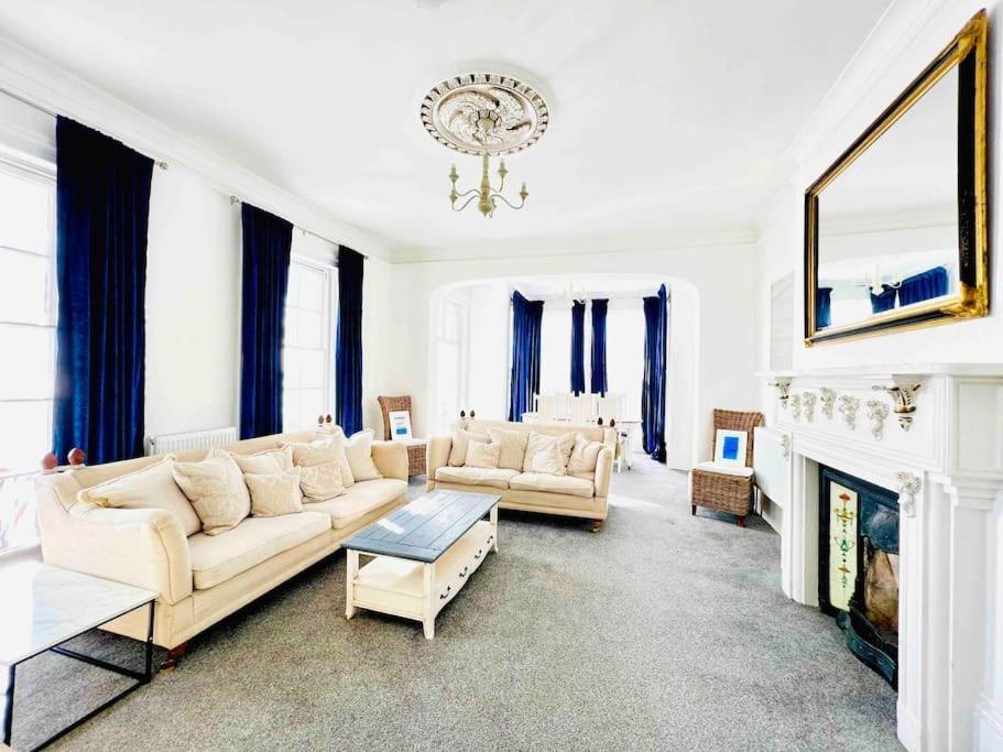 Flat 4 Marine Parade House, 1 East Cliff- Next To Dover Port, White Cliffs, Beach, Castle Kültér fotó