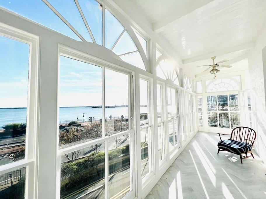 Flat 4 Marine Parade House, 1 East Cliff- Next To Dover Port, White Cliffs, Beach, Castle Kültér fotó