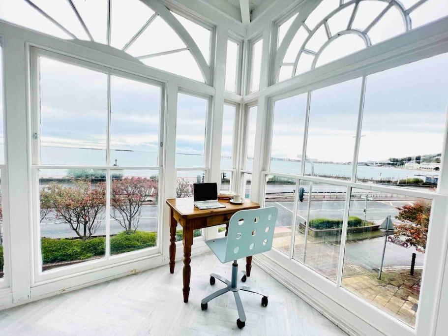 Flat 4 Marine Parade House, 1 East Cliff- Next To Dover Port, White Cliffs, Beach, Castle Kültér fotó